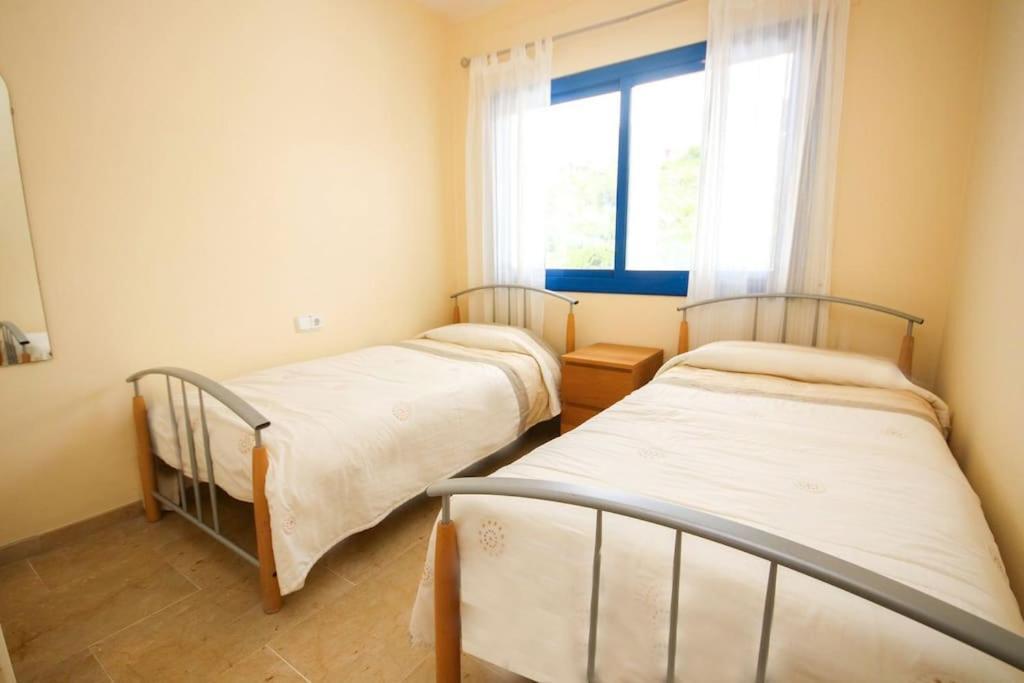 2 Bedrooms Sea And Pool View Apt In Duquesa Golf & Gardens Manilva Castillo de Sabinillas Exterior foto