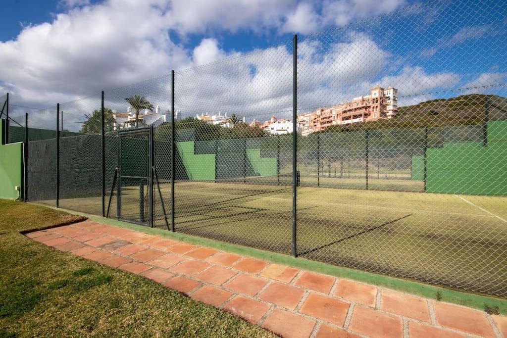 2 Bedrooms Sea And Pool View Apt In Duquesa Golf & Gardens Manilva Castillo de Sabinillas Exterior foto